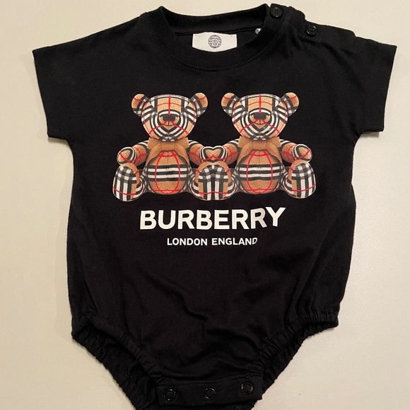 Burberry Other - Burberry Thomas the Bear black onesie 3M